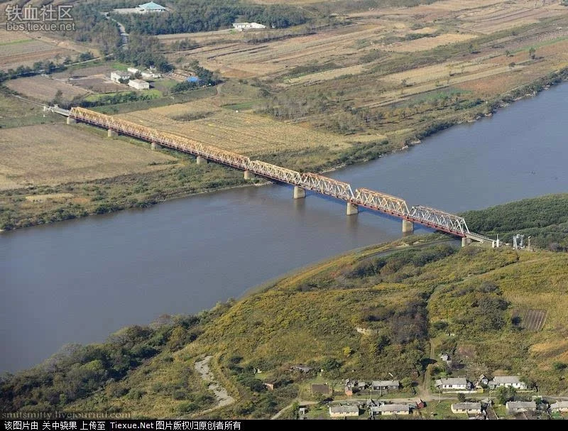第一亚欧铁路大陆桥和第二亚欧铁路大桥分别通过哪些国家（朝俄铁路大桥）2