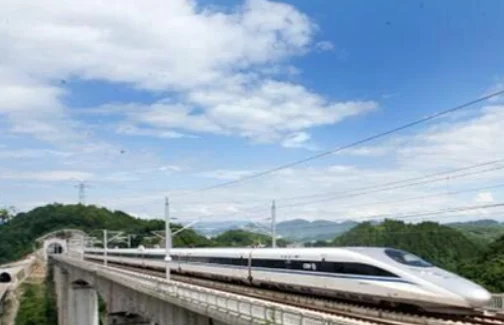 高铁每个人能带多少行李（高铁可以带多少东西）4