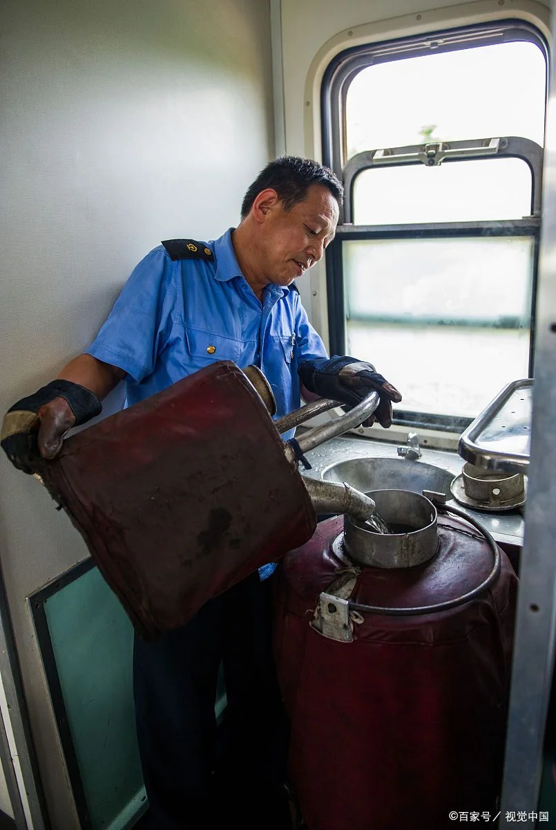 铁路局的工资待遇怎么样有没有奖金大概是多少呢(铁路工程师工资多少)2
