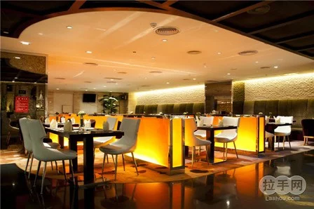 皇轩酒店在皇岗村地铁站哪个出口（黄轩酒店地铁出口）