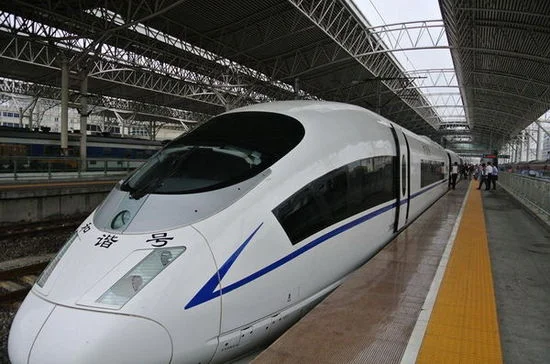 坐高铁带行李有规定吗（做高铁能带多少行李）2