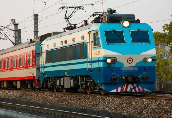 急北京到新疆的高铁开通了吗（新疆北京高铁）2