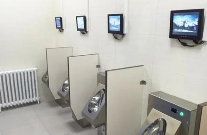 地铁里有厕所吗(北京地铁站内厕所收费)2