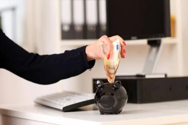 现在做什么生意好呢（上海地铁月薪）