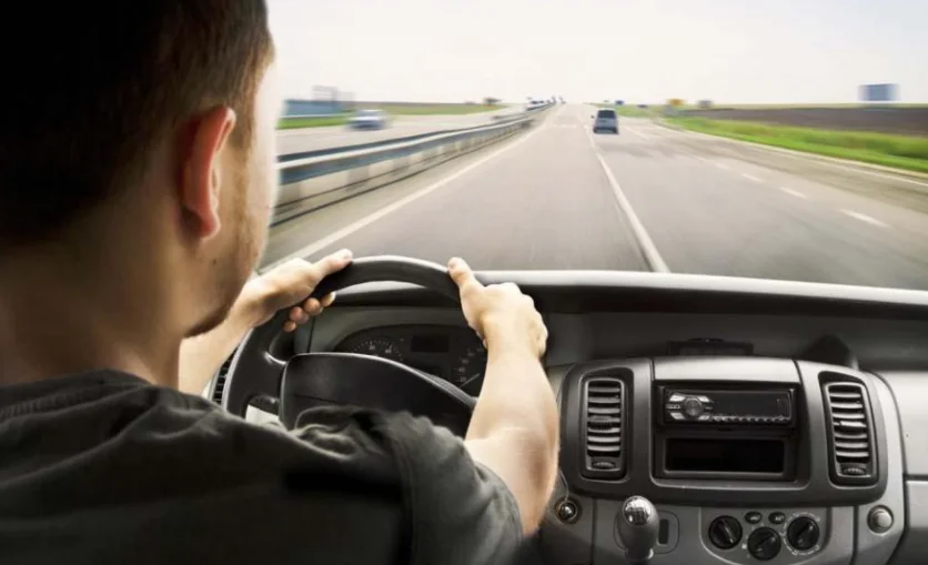 请问地铁速度几分钟一个站（地铁17公里要多长时间）