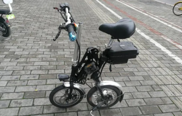 我想问一下现在南京地铁可以带折叠自行车或滑板吗现在好像所有地铁站查的都很严(南京轨道交通管理条例折叠自行车罚款最高是)1