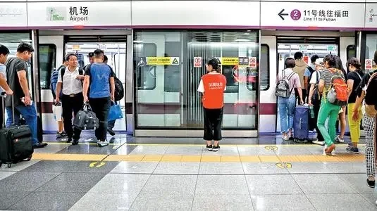 深圳地铁龙门吊倒塌事故发生的原因是什么(深圳地铁扒门)1