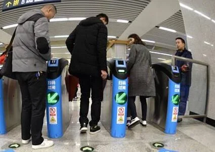 杭州地铁办卡可以打几折（杭州公交转地铁打几折）