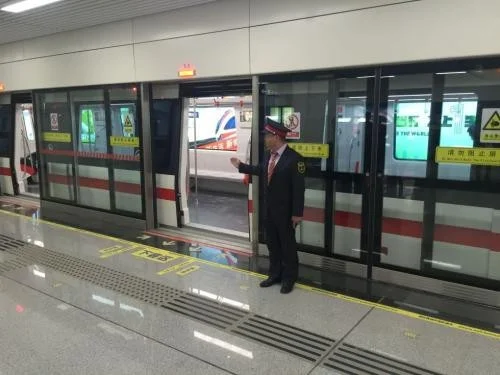 深圳地铁换乘怎么收费（深圳换乘地铁）