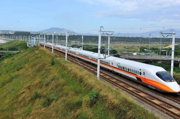 本科毕业生想进铁路局需要什么条件（铁路招本科）