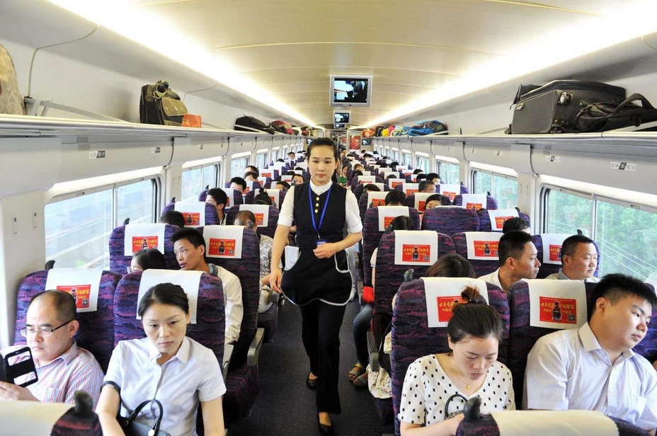 谁是攻击中国高铁的真正幕后（高铁代言人）