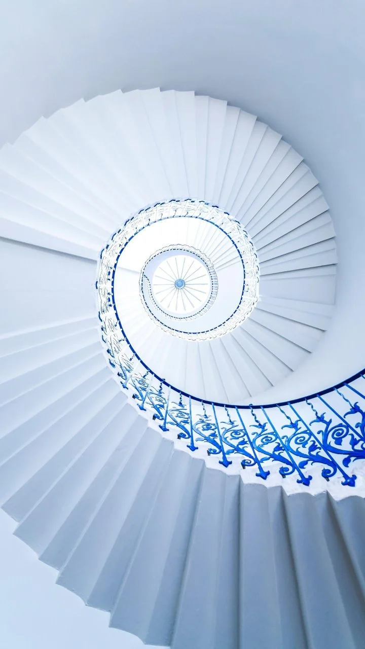 想知道: 南京市 元通地铁站周围有什么吃的(南京地铁圆通站家乐福超市时间表)2