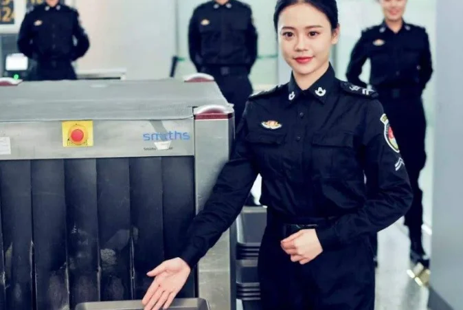 机场地铁招保洁员是不是骗人上海（机场地铁人员招聘）