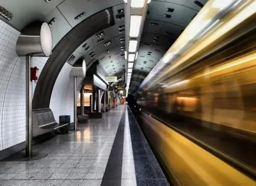 上海坐地铁用什么app怎么用（启动上海地铁）