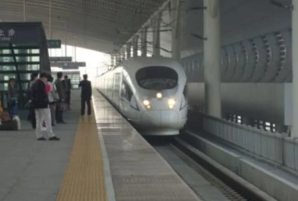 高铁一节车厢多少排（中国高铁车厢）4