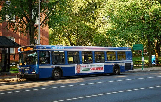 南京地铁运行对外服务承诺及行业规范是什么（地铁站服务范围）