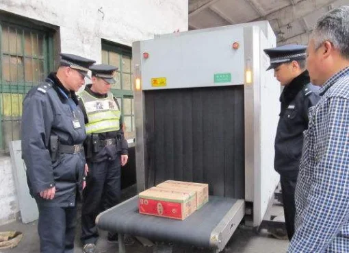 坐地铁可以带化妆品吗（武汉地铁能带化妆水吗）2