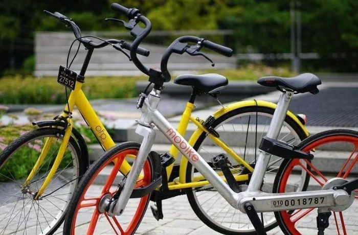 上海地铁站为什么找不到共享单车(地铁站出口共享单车)1