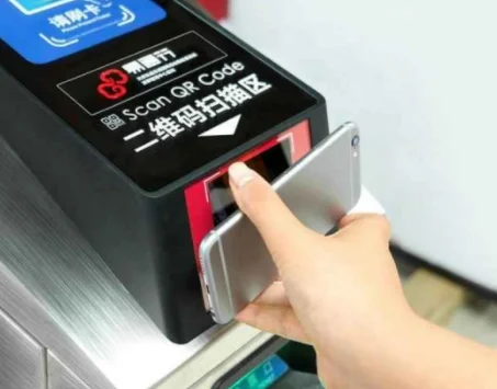上海地铁如何用支付宝支付（支付宝上海地铁两个人）