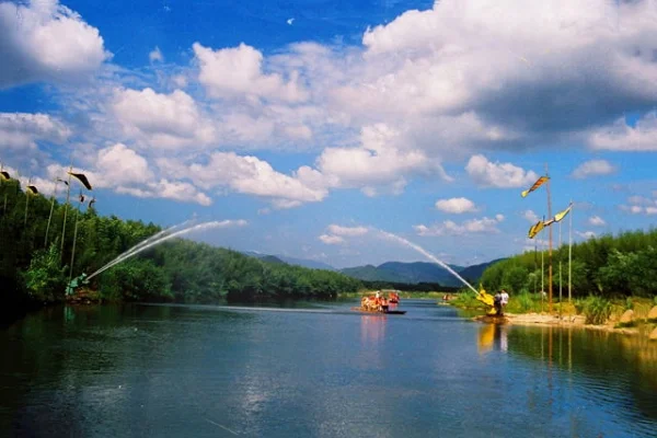 求够关于德国环境方面的资料！～（南京东路怎么坐地铁到芦苇荡）2