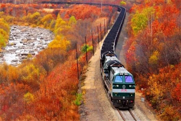 美国的铁路系统为何如此落后（美国铁路影响）