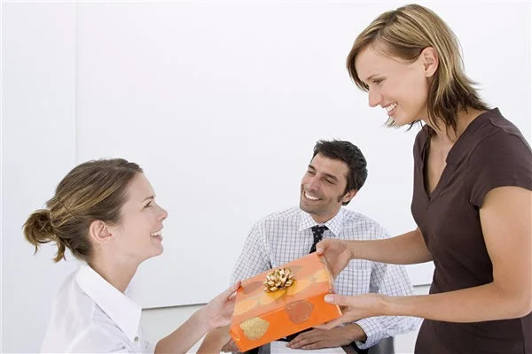 本人铁路车务经常熬夜通宵累的不行了上班三年学历大专如果我想应聘西安地铁然后再辞掉铁路上工作（西安地铁跳槽率高吗）3