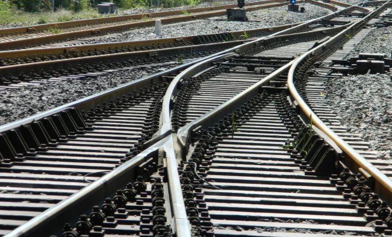 列车的上行下行如何划分（铁路上行单数）1