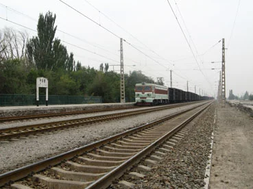 俄罗斯铁路的轨距是多少（韩国铁路轨距）