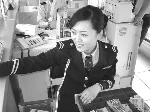 广州地铁的员工工资情况（广州地铁票务员待遇）2