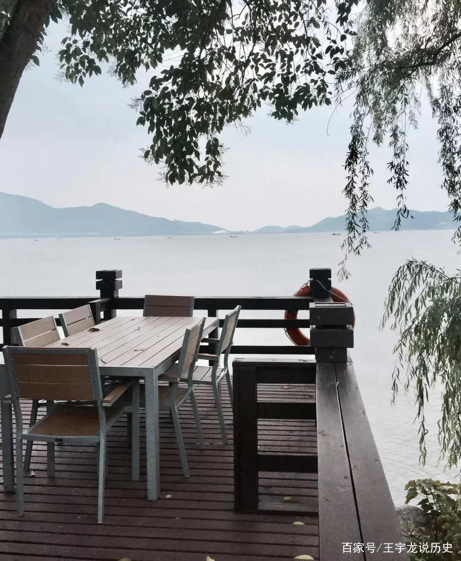 武汉地铁2号线的华中科技大学和有轨电车的华中大是一站吗（华中人才与武汉地铁）3