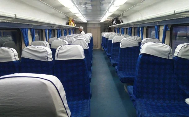 高铁火车票怎么看座位的（铁路分坐）