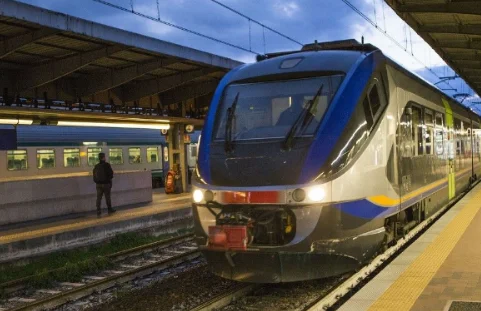 西安地铁可以带酒进站吗（西安地铁能不能带鱼）4