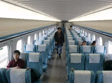 又见高铁霸座女子让座反被骂这是怎么回事（高铁女骂街）2