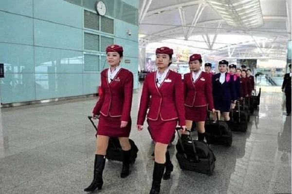 在高铁上班一个月能挣多少（高铁上班工资）