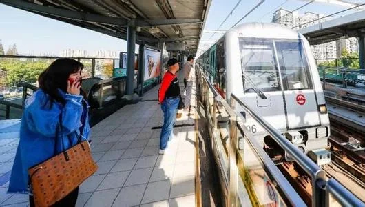 杭州地铁开通后能从杭州坐到上海吗如果不能大概还要几年（杭州地铁和上海地铁）