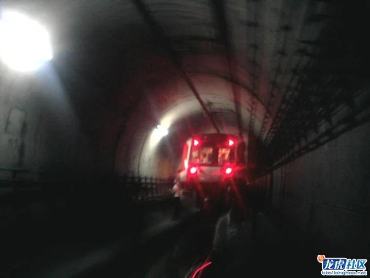 南京地铁有多少节车厢(南京地铁大尺度)2