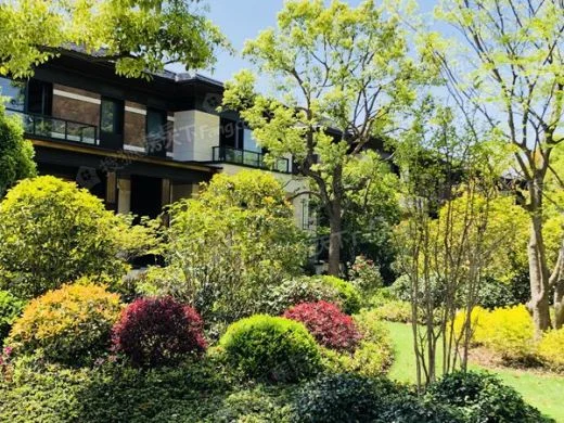 天赋龙庭周边环境怎么样生活便利吗（成都天赋龙庭到地铁站有多远）