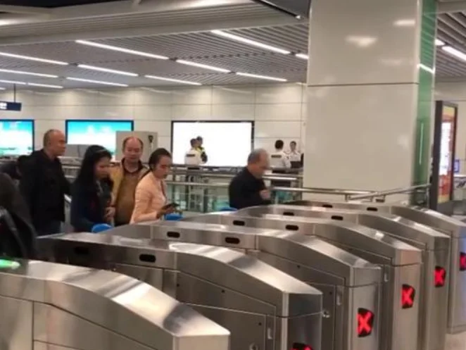 上海地铁坐过站要补票吗（地铁补票时间）5