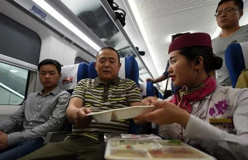 铁路上盒饭为多少钱(铁路盒饭订购)5