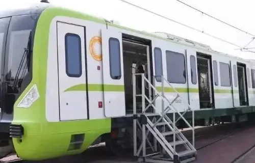 地铁2号线首末班车是几点（迎宾大道地铁时间）1