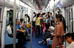 南京地铁对喝水的人罚款有什么法律上的问题吗（南京地铁手机外放罚款）