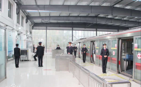 城市轨道交通介绍（开远市轨道交通列车）2