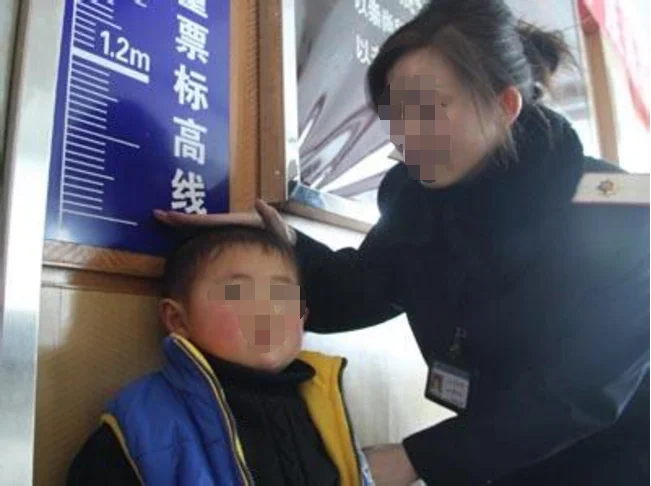 未成年人可以做高铁吗（未成年怎么坐高铁）1