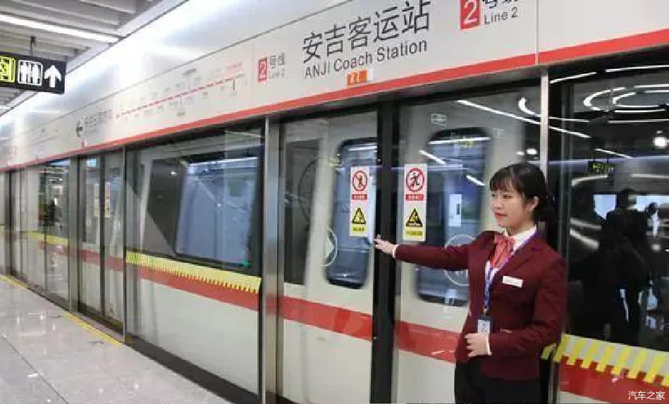 南宁地铁早上第一班几点（南宁地铁运运营时间）