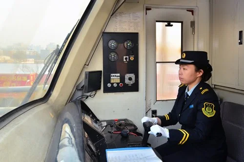 西安地铁与西安铁路局是国有还什么(西安地铁公司是国企还是事业单位)2