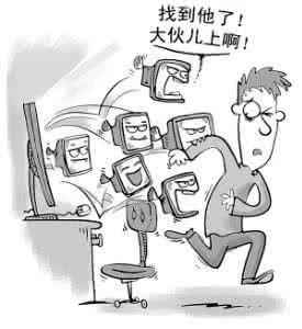 今早在早间新闻上看到这样一则报道说上海地铁上出现性骚扰世件一个男的摸旁边女人的腿这个男的就（上海地铁被骚扰过）2