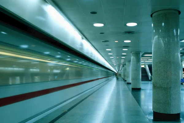 地铁骂人事件的最新进展怎么样了（地铁站怼人）