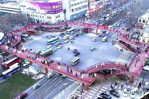 西安地铁一号线朝阳门有几个出口有几个出口（朝阳门地铁口商场西安）