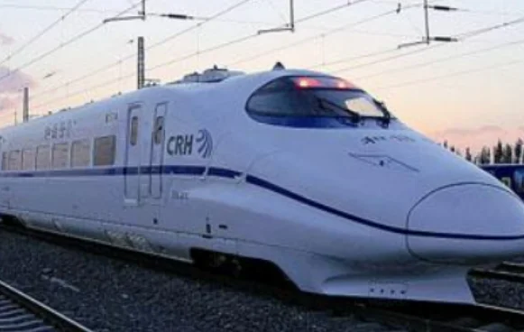 请问新疆什么时候才能有高铁（未来新疆高铁规划）2