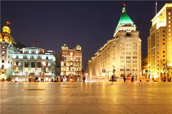 2011年9月27日下午上海地铁十号线列车追尾事故新天地站信号设备为什么失电（上海地铁2号线负荷）